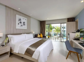 X10 Khaolak Resort