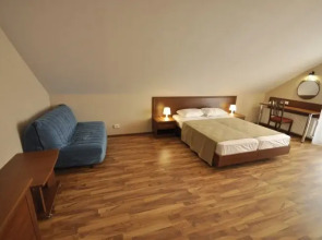 Villa Flora Guest House