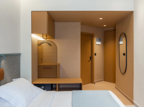 Evripides Hotel