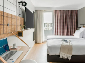 Moxy Annecy