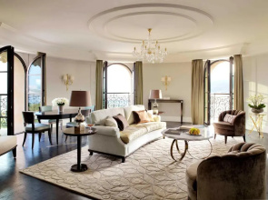 Отель Four Seasons Hotel Baku