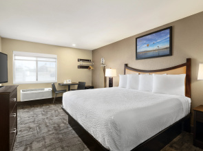 Travelodge by Wyndham Lake Havasu