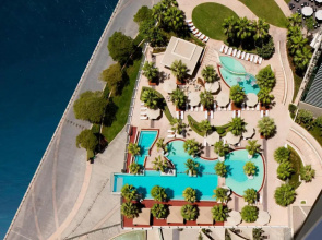 Отель Crowne Plaza Festival City an IHG