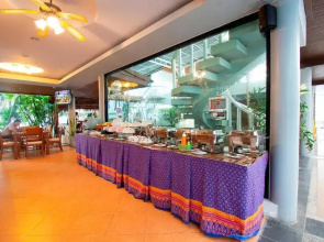 Honey Resort