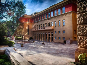 Grand Hotel International