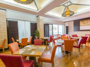 Отель Park Apartments Dubai, an Edge by Rotana