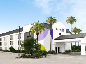 Spark by Hilton Fredericksburg Southpoint