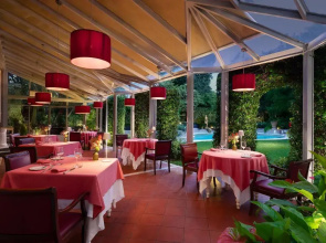 Sina Villa Medici, Autograph Collection