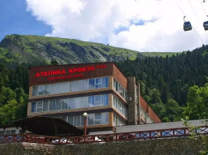 Atelika Crocus Hotel