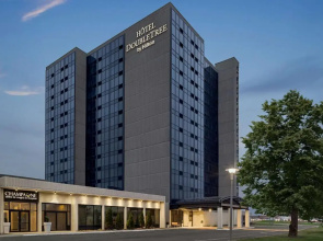DoubleTree by Hilton Pointe Claire Montreal Airport West