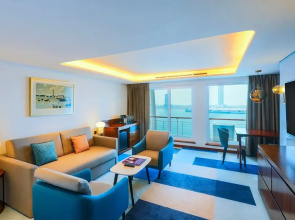 Queen Elizabeth 2 Hotel by Accor