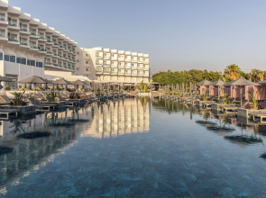Cali Resort & Spa by Louis Hotels