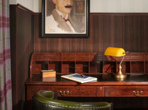 Отель Graduate by Hilton Cambridge