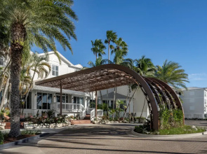 Margaritaville Beach House Key West Hotel