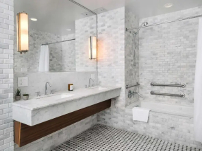 Nautilus Sonesta Miami Beach