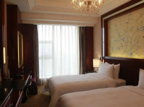 Xiaogan Yuji Grand Hotel
