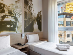 Отель B&B Milano Portello