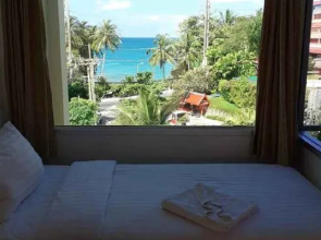 Отель Porterhouse Beach
