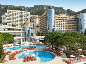 Le Meridien Beach Plaza
