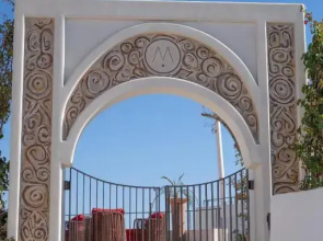 Andronis Luxury Suites