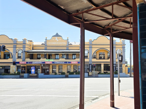 Hotel Cessnock