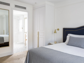 Hotel Midmost by Majestic Hotel Group