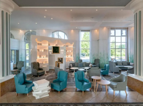 Dream Castle Hotel