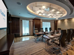 Отель Rose Rayhaan by Rotana