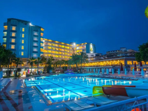 Mira Meridia Beach Resort Hotel