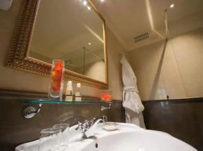 Plaza Hotel Lucchesi