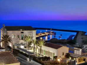 Zafran Boutique Hotel