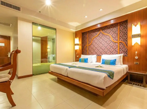 Отель Rawai Palm Beach Resort