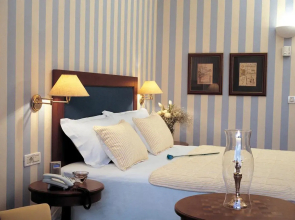 Grand Resort Lagonissi