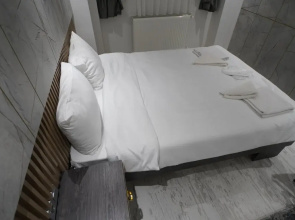 Blue Mansion Hotel