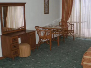 Fort Nox Hotel