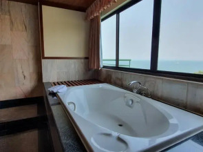 Garden Sea View Resort