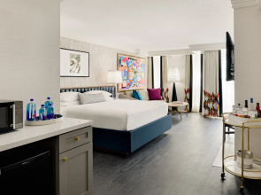 Le Parc at Melrose
