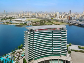 Отель Crowne Plaza Festival City an IHG