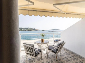 Casa Blue Marine