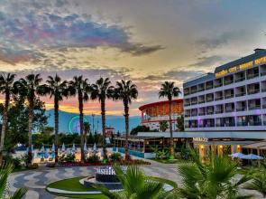 Nashira City Resort