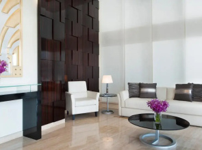 DAMAC Maison Canal Views