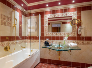 Hotel Homs