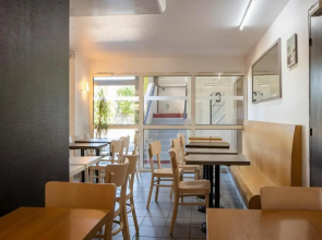 B&B HOTEL Avignon (1)