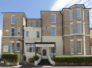 Balmoral Hotel