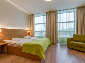 Go Hotel Shnelli