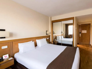 Hotel Acta Piramides
