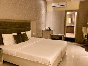 Status Club Resort