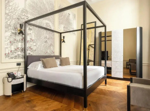Roma Luxus Hotel