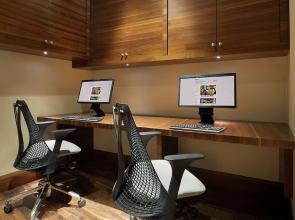 Hilton Garden Inn Dubai Deira