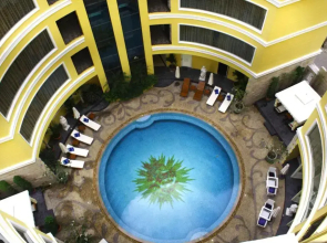 Four Seasons Place